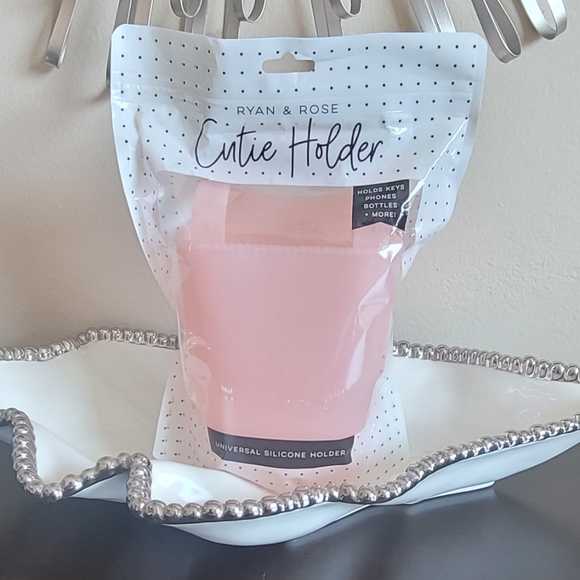 Ryan and Rose Cutie Holder - Pink Clear - Picture 1 of 5